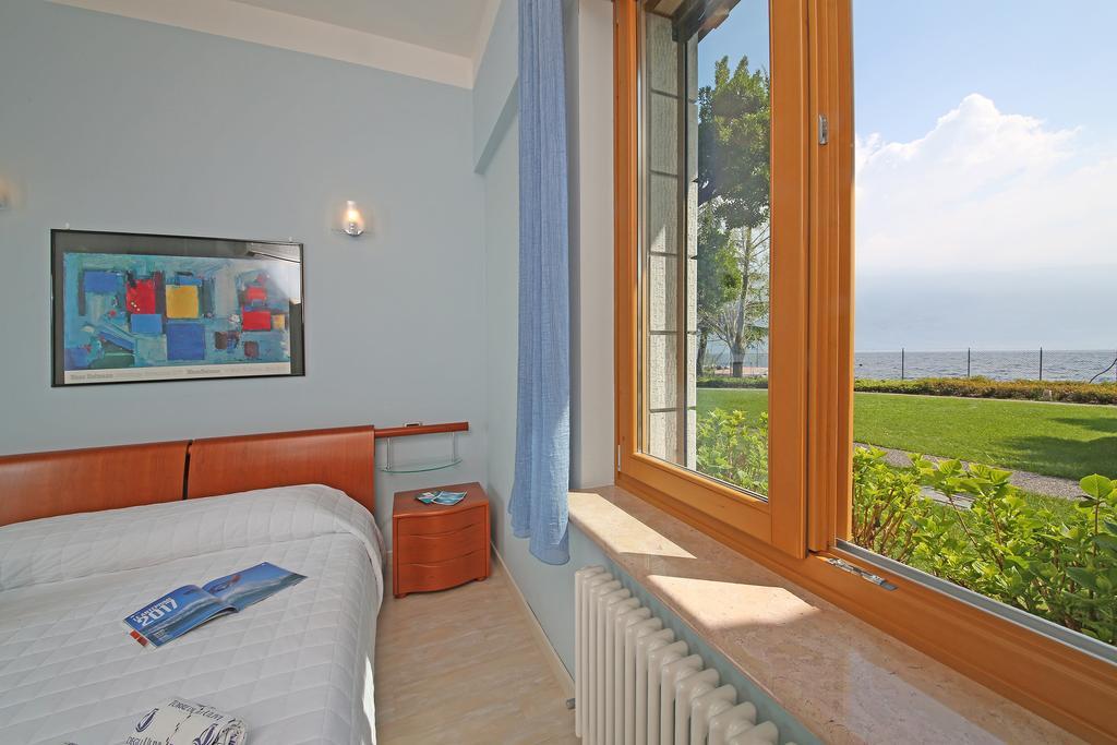 Torre Degli Ulivi Bed and Breakfast Tignale Exteriör bild