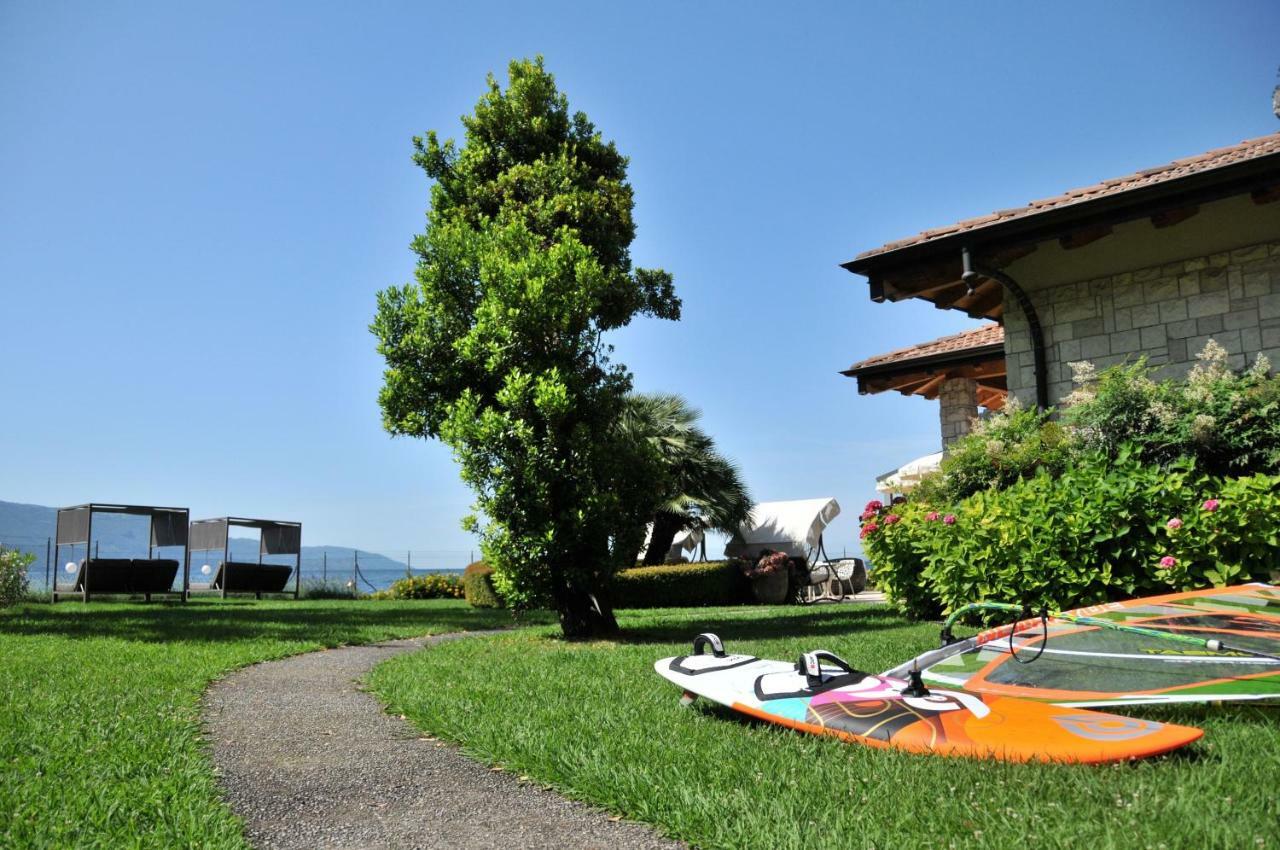 Torre Degli Ulivi Bed and Breakfast Tignale Exteriör bild